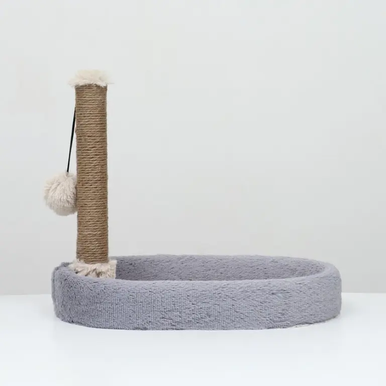 Лежанка с когтеточкой оптом.