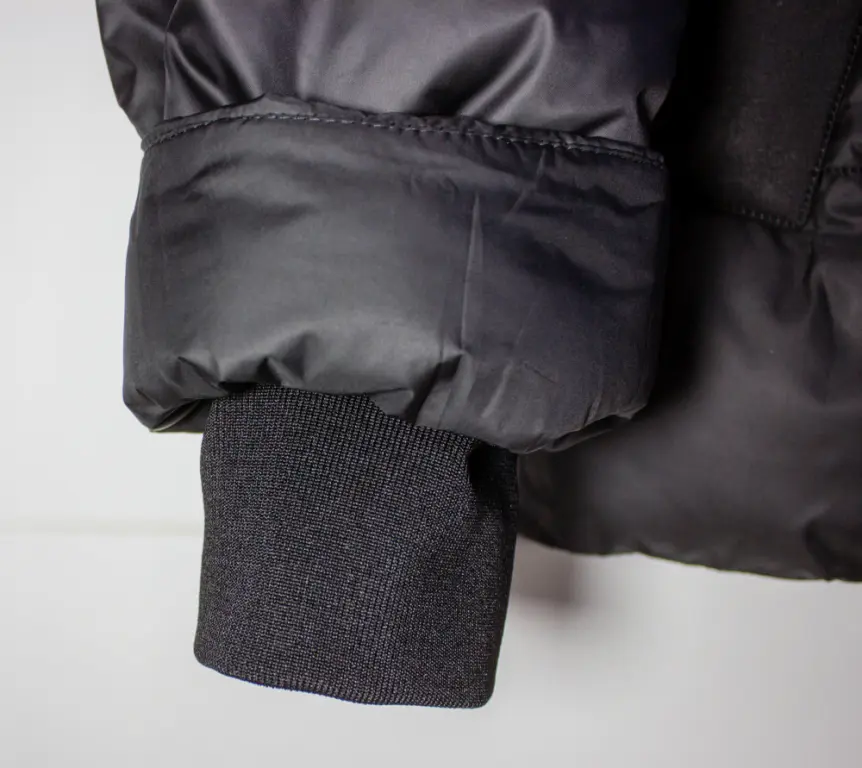 Куртка мужская черная оптом.